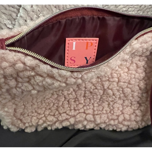 ipsy Handbags - Ipsy Bag Pink Fuzzy Wool Zipper Pouch Makeup Travel Lined Hand Carry
